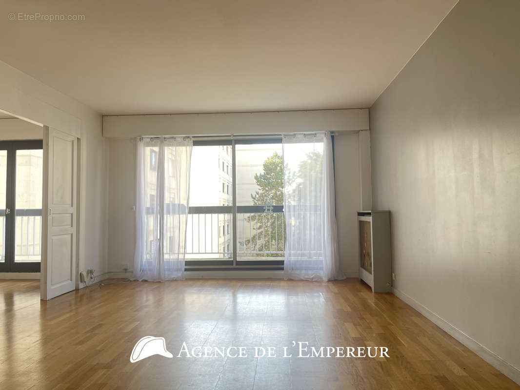 Appartement à RUEIL-MALMAISON