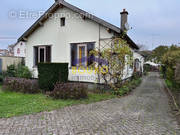 Maison à ROSIERES-AUX-SALINES