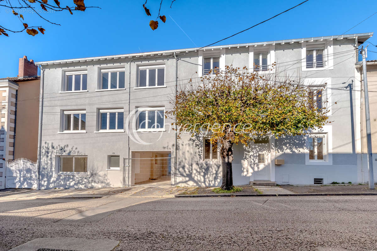 Appartement à SAINT-JUNIEN