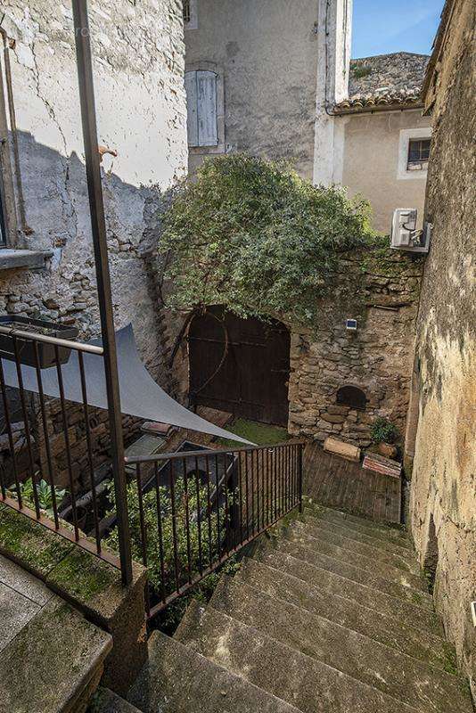 Maison à SAIGNON