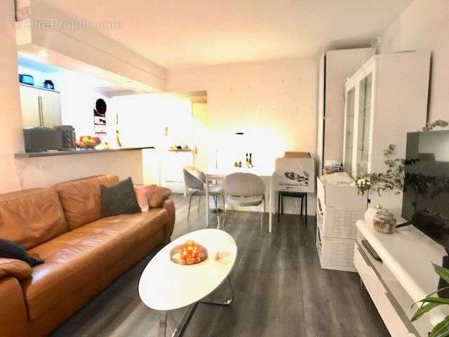 Appartement à MOUGINS