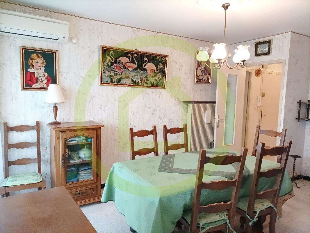 Appartement à BEAUCAIRE