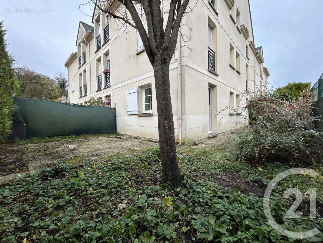 Appartement à VERNEUIL-EN-HALATTE