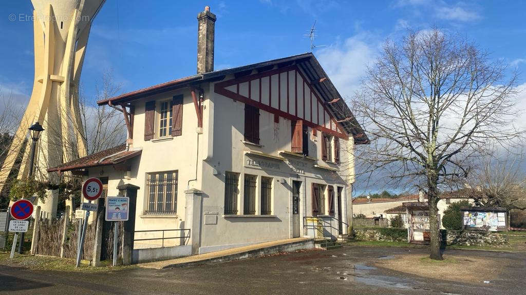 Maison à MOUSTEY