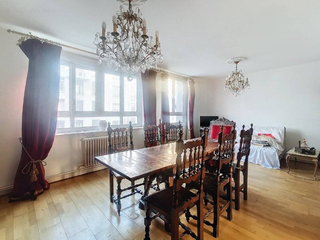 Appartement à LYON-7E