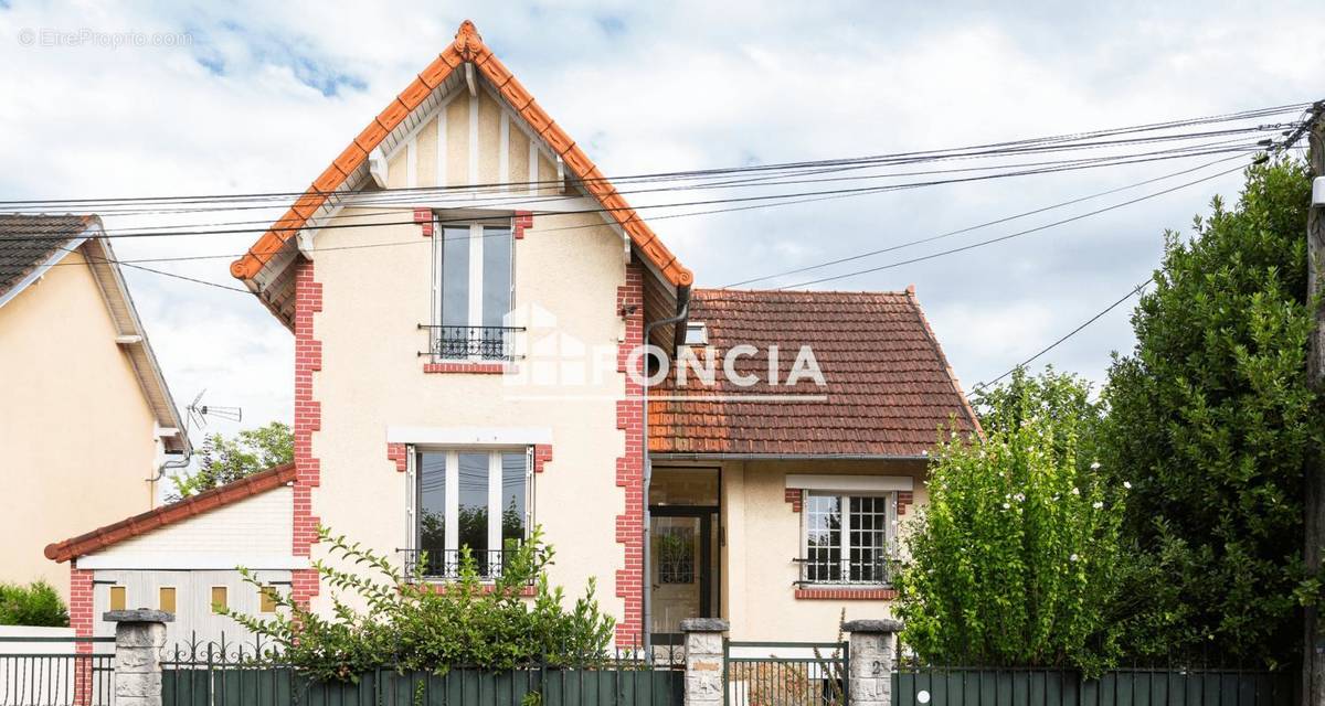 Maison à FRANCONVILLE