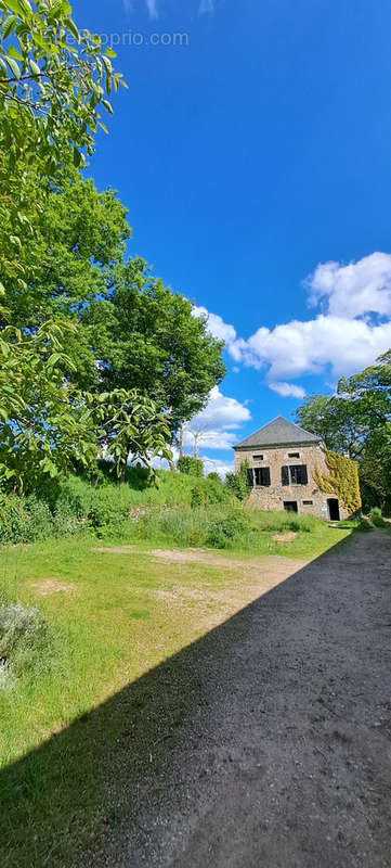 Maison à BRASSY