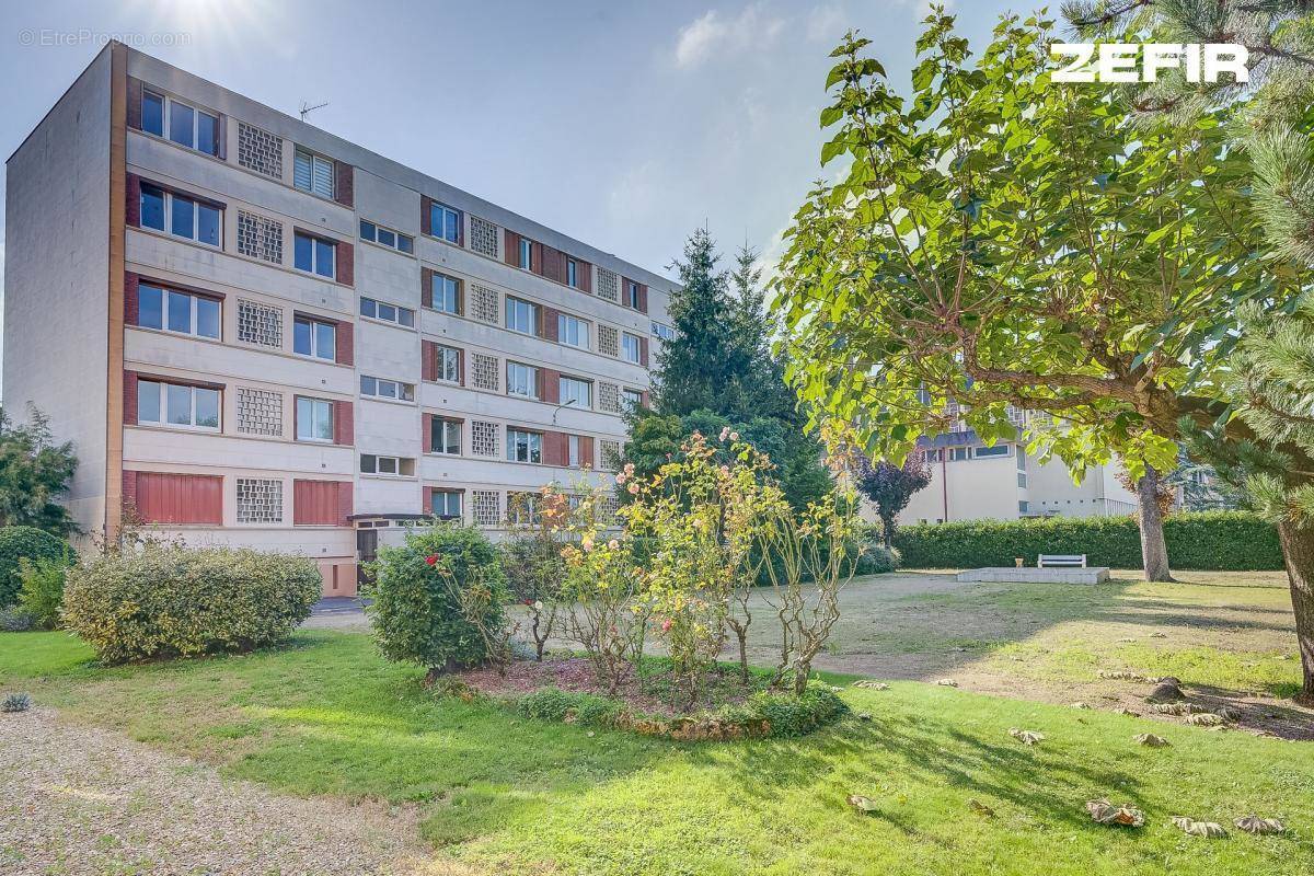 Appartement à BRY-SUR-MARNE