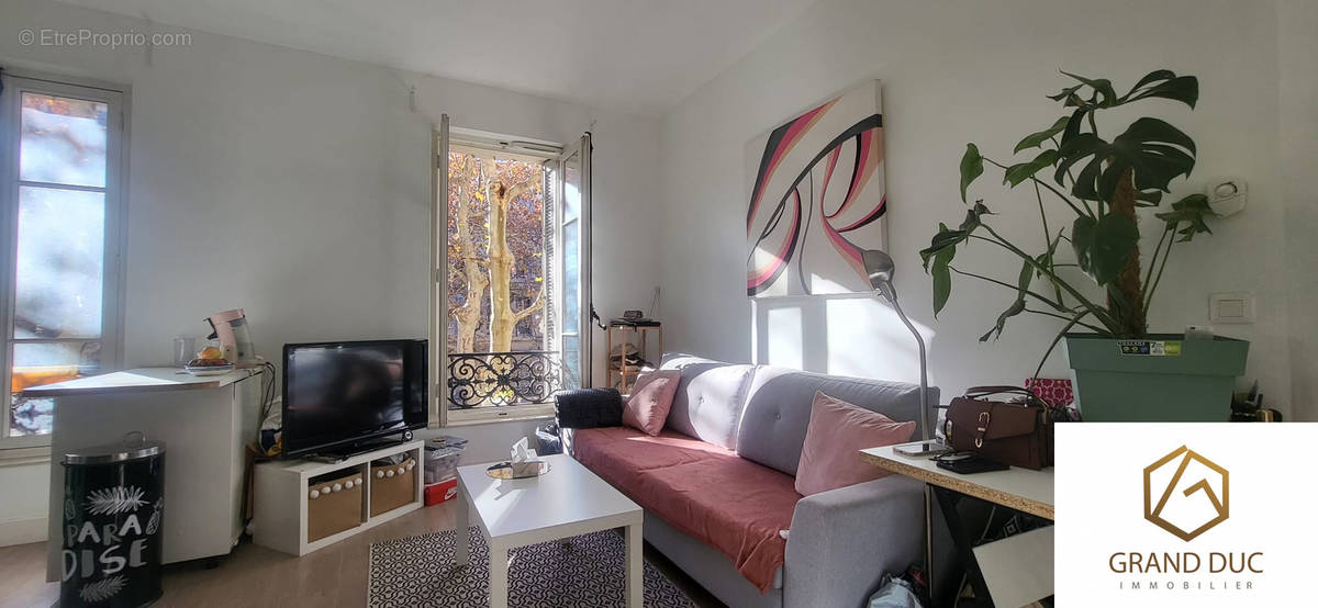 Appartement à MARSEILLE-2E