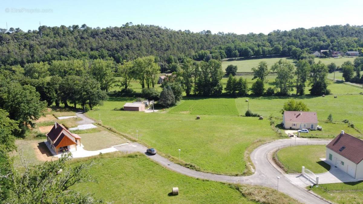 Terrain à PAYRIGNAC