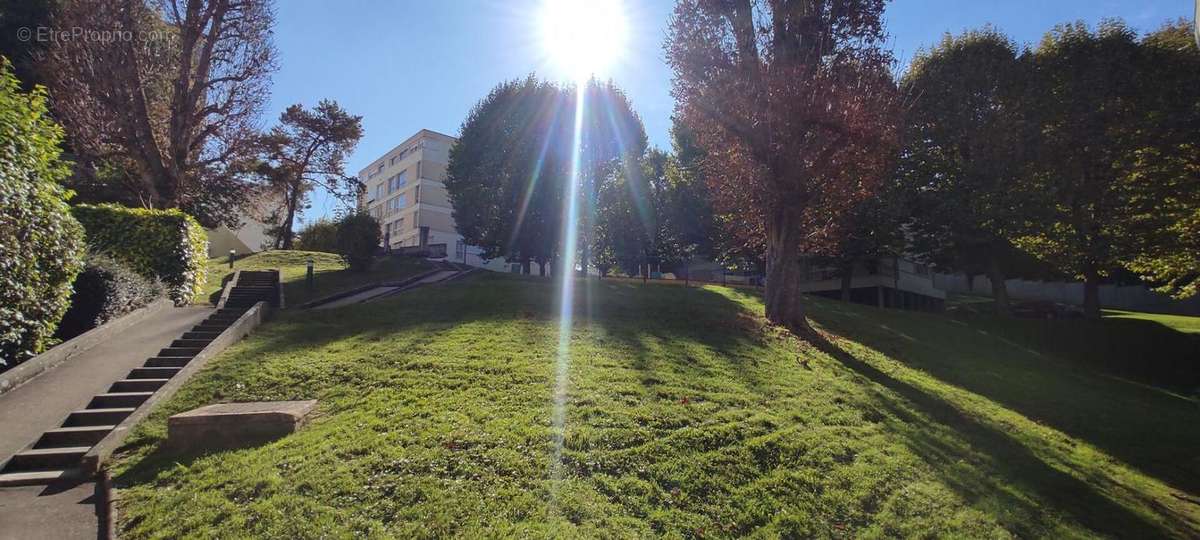 Appartement à COMBS-LA-VILLE