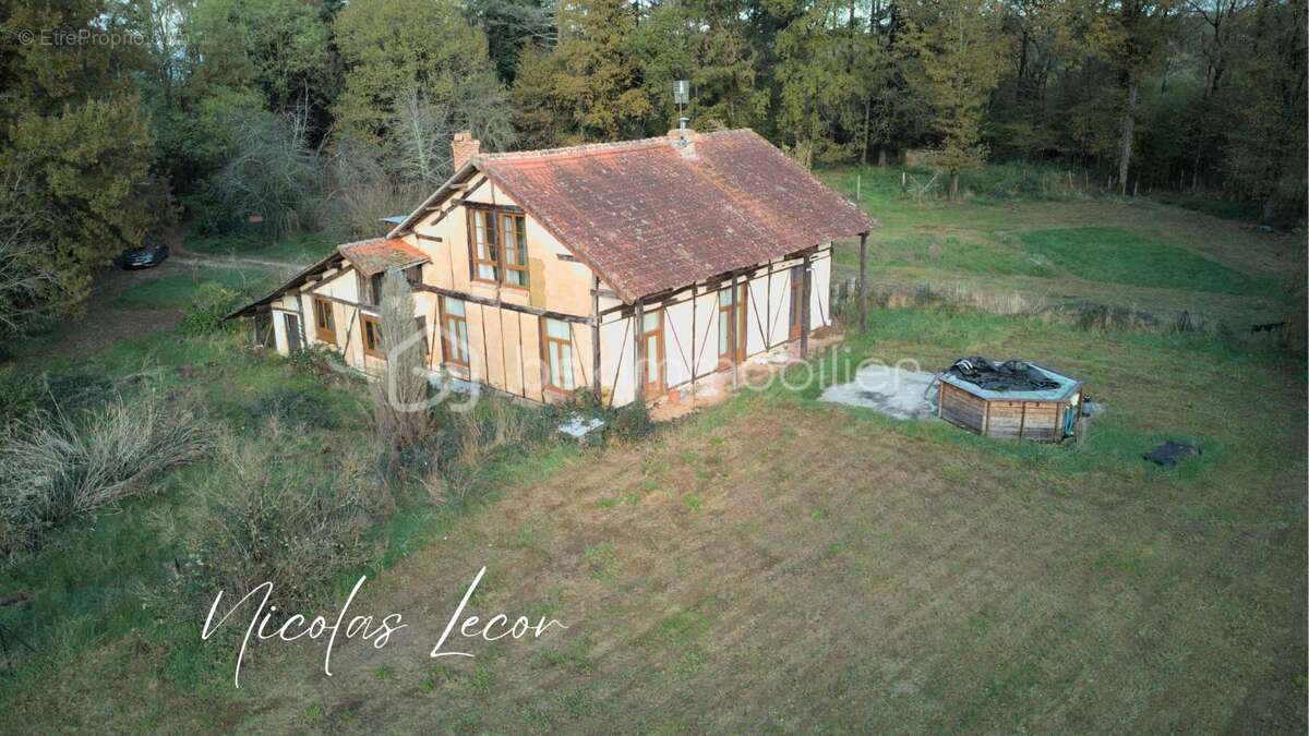 Maison à VIGNOUX-SUR-BARANGEON