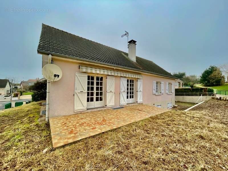 Maison à GUEUGNON