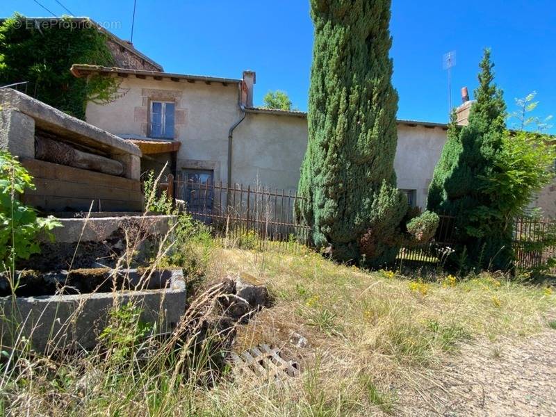 Maison à SAINT-MARTIN-D&#039;ESTREAUX