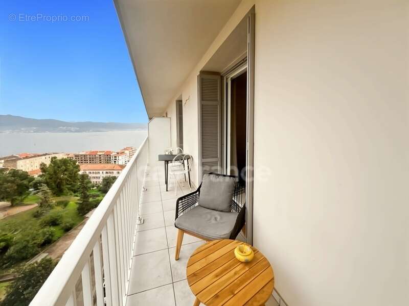 Appartement à AJACCIO