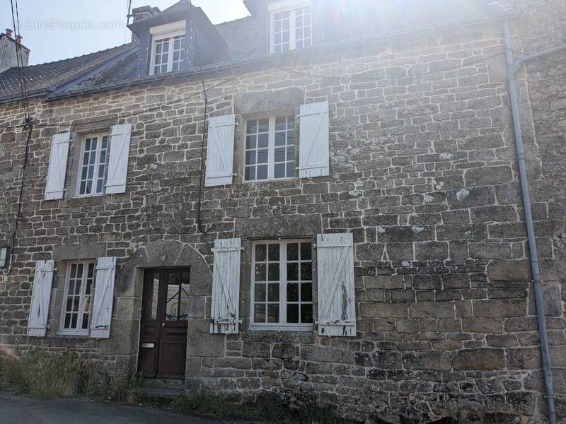 Maison à GUEMENE-SUR-SCORFF