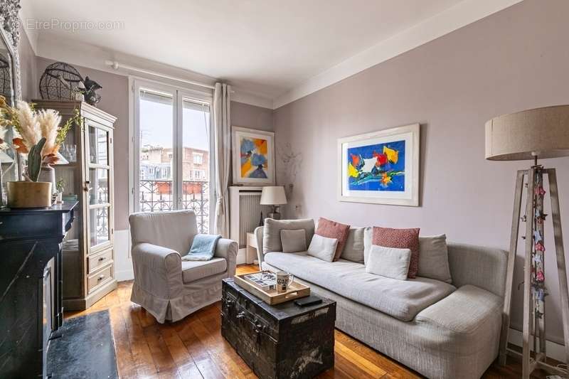 Appartement à PARIS-18E