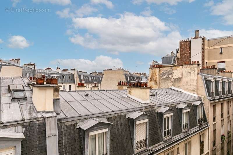 Appartement à PARIS-18E