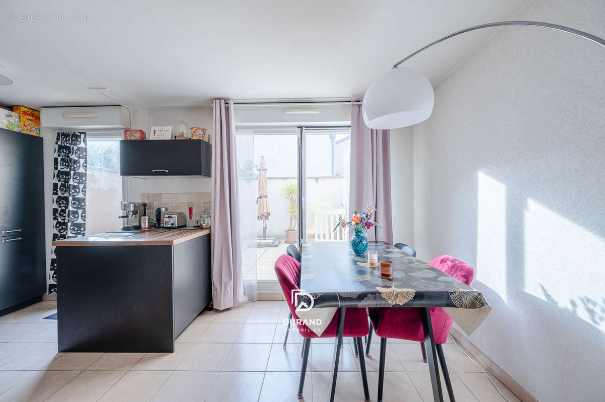 Appartement à MARSEILLE-2E