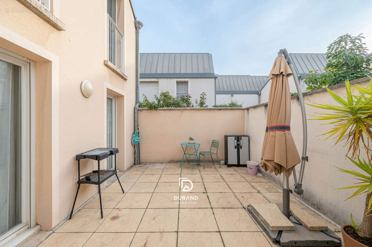 Appartement à MARSEILLE-2E