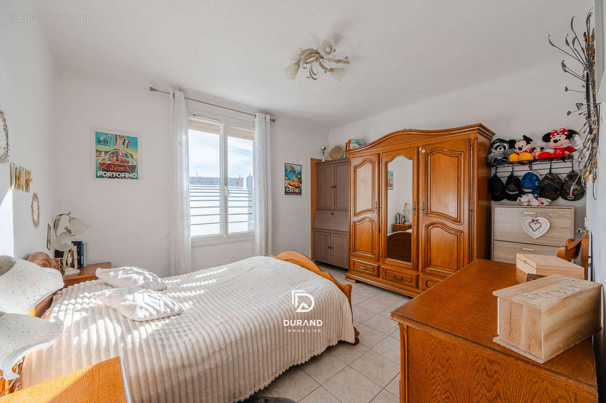 Appartement à MARSEILLE-13E