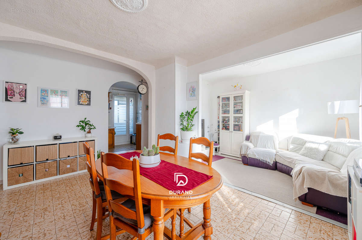 Appartement à MARSEILLE-13E