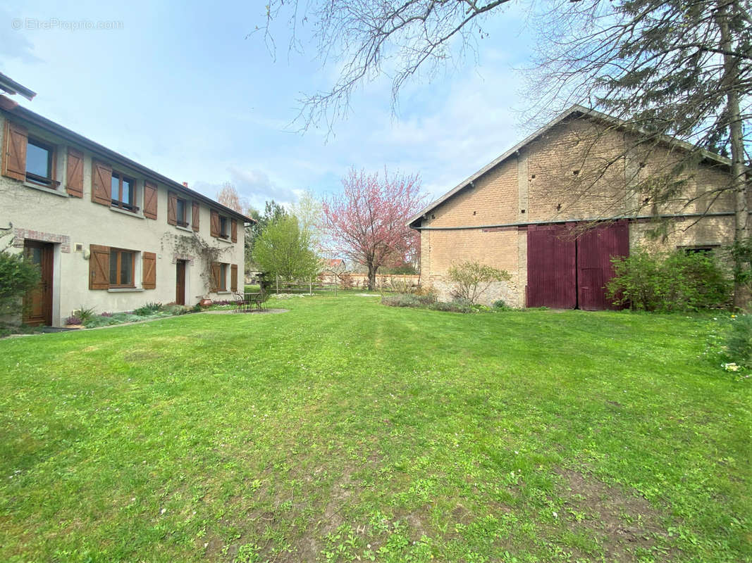 Maison à BETHENIVILLE