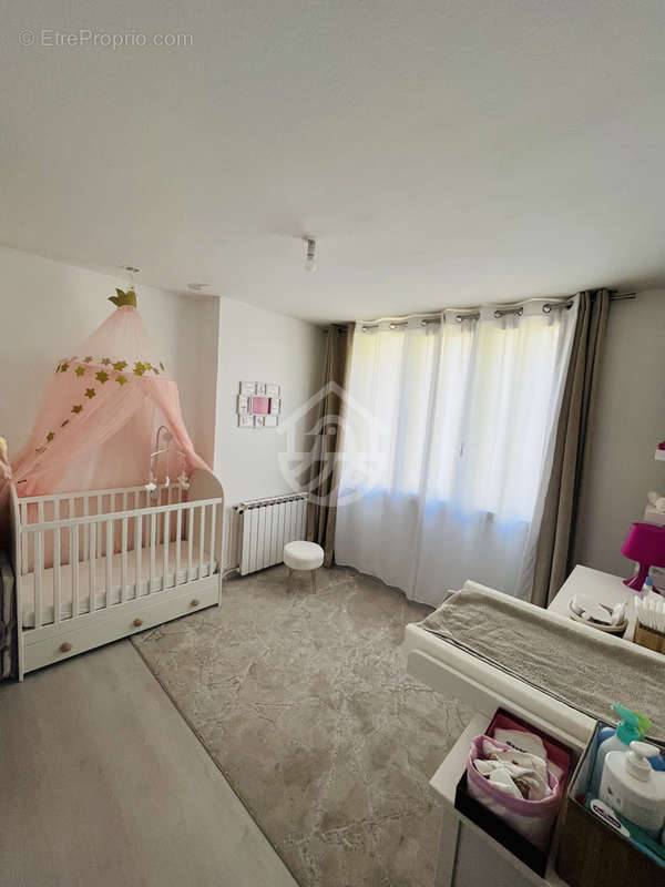 Appartement à BOURG-LES-VALENCE