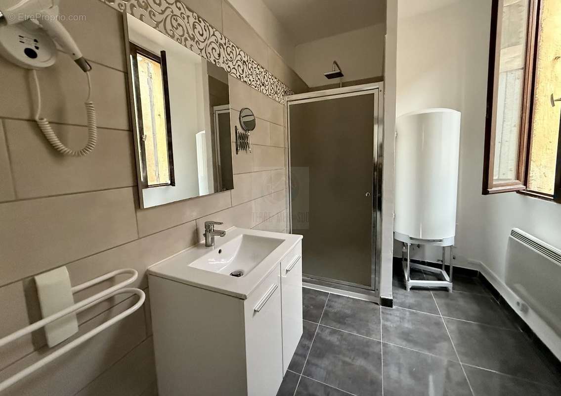 Appartement à BEZIERS