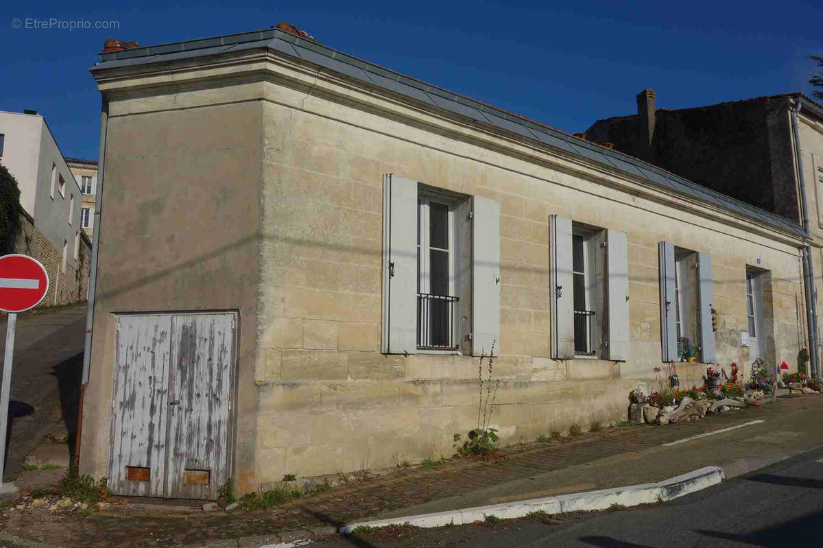 Appartement à BOURG