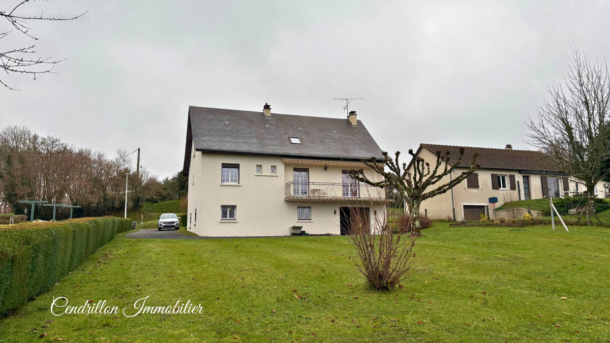 Maison à MASBARAUD-MERIGNAT