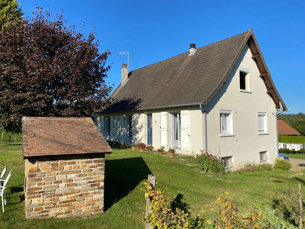 Maison à SAINT-YRIEIX-LA-PERCHE