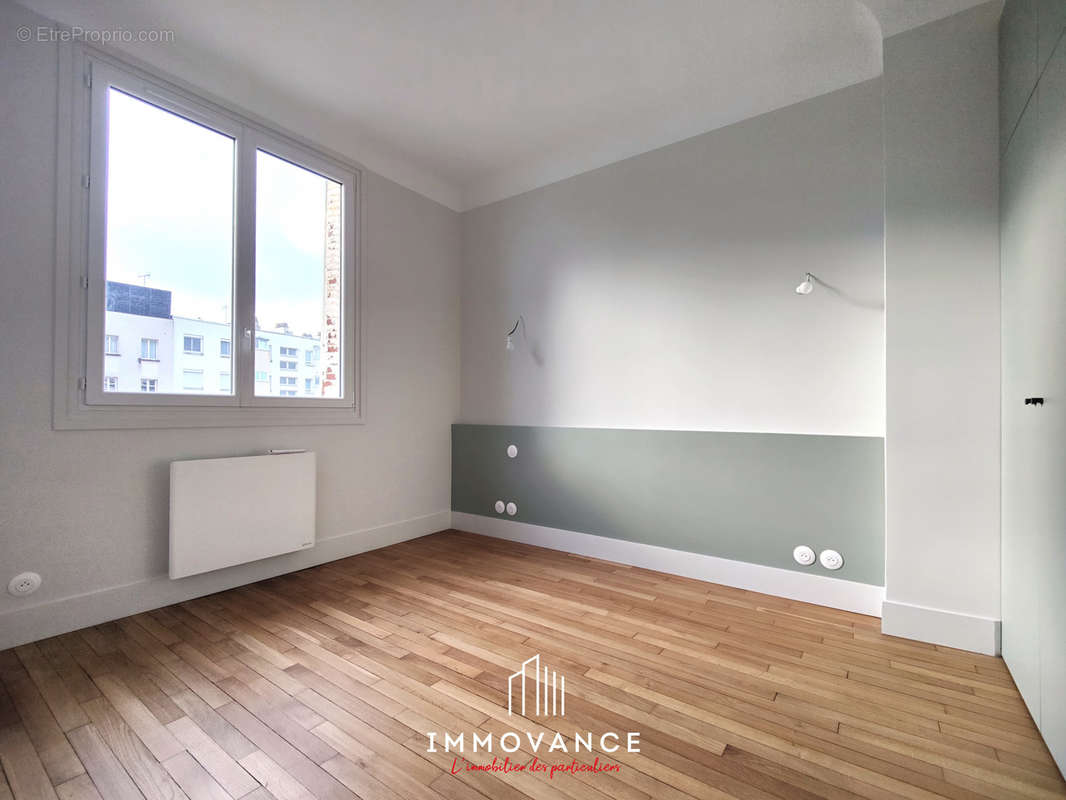 Appartement à COURBEVOIE