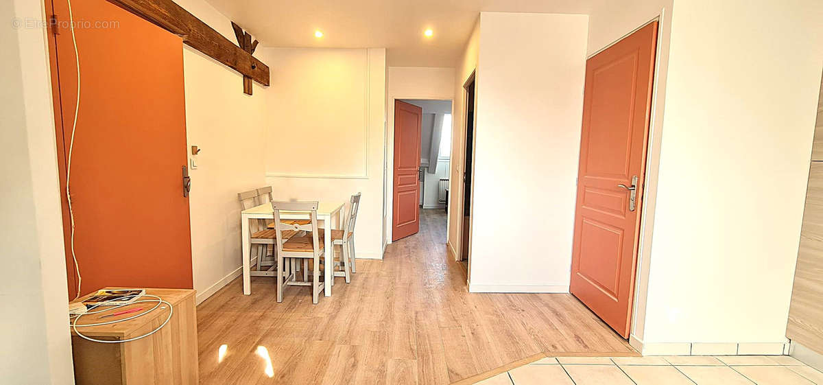 Appartement à MAGNY-LE-HONGRE