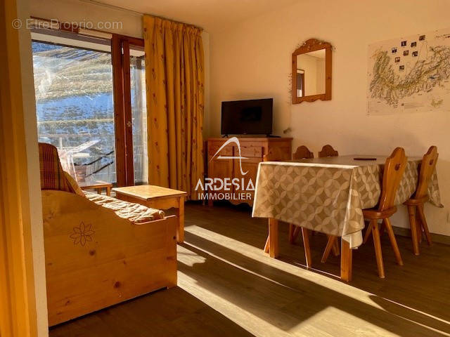 Appartement à LE CHATEL