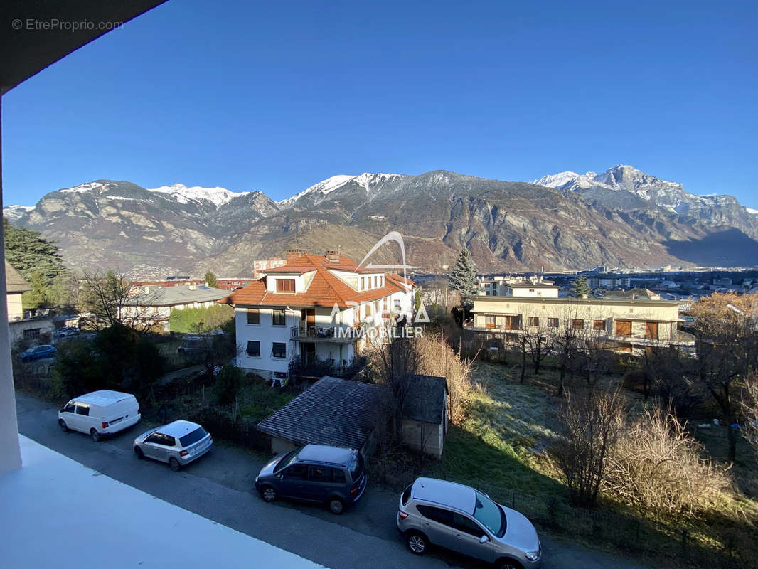 Appartement à SAINT-JEAN-DE-MAURIENNE