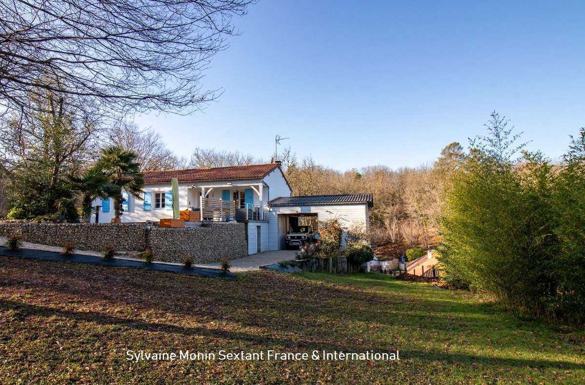 Maison à SARLIAC-SUR-L&#039;ISLE