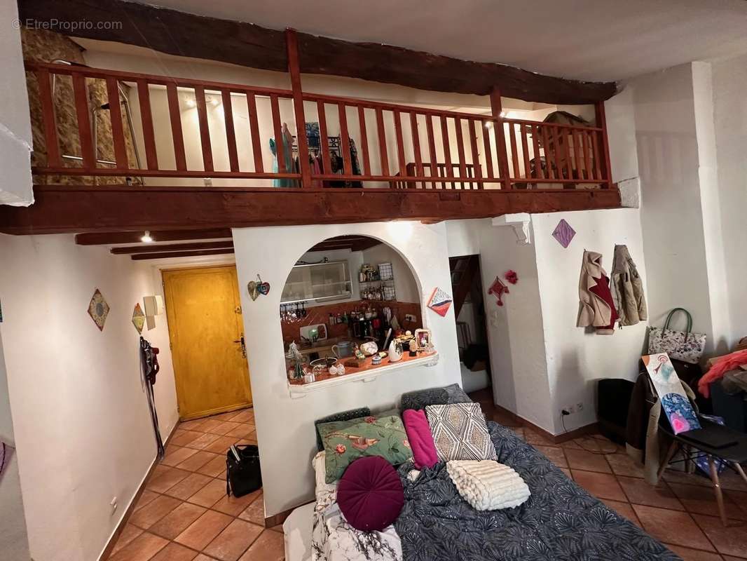 Appartement à VENCE