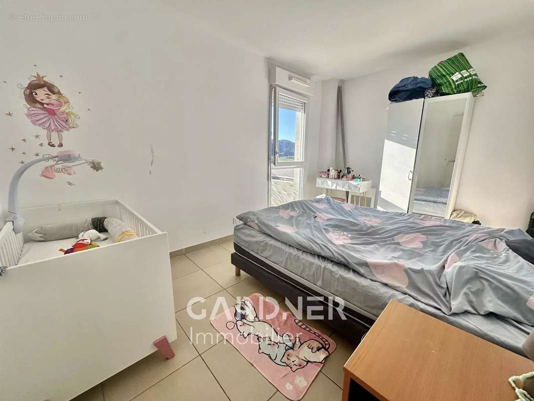 Appartement à CUGES-LES-PINS