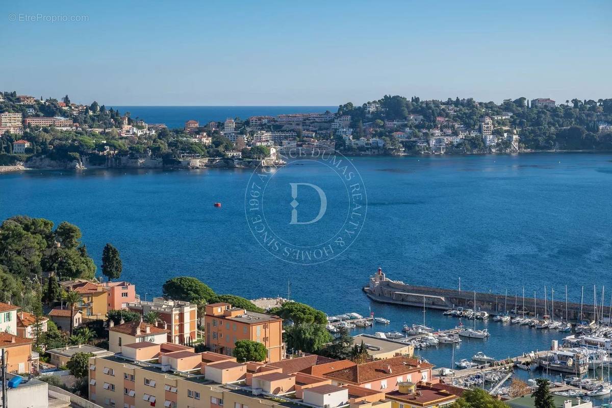 Appartement à VILLEFRANCHE-SUR-MER