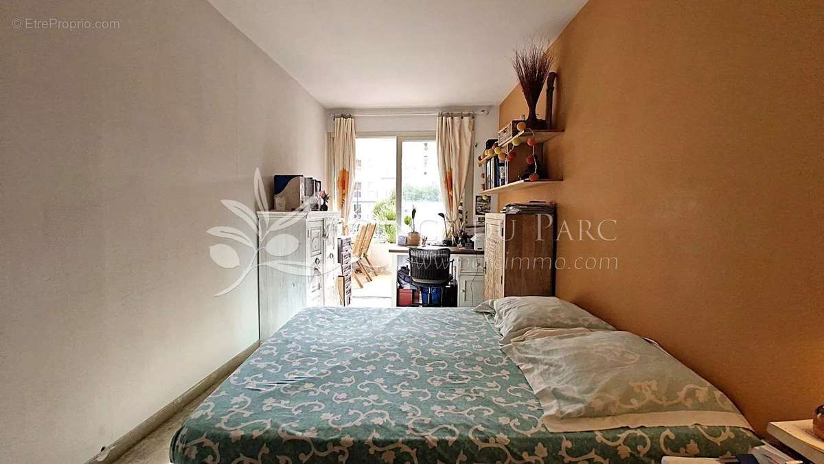 Appartement à VILLENEUVE-LOUBET