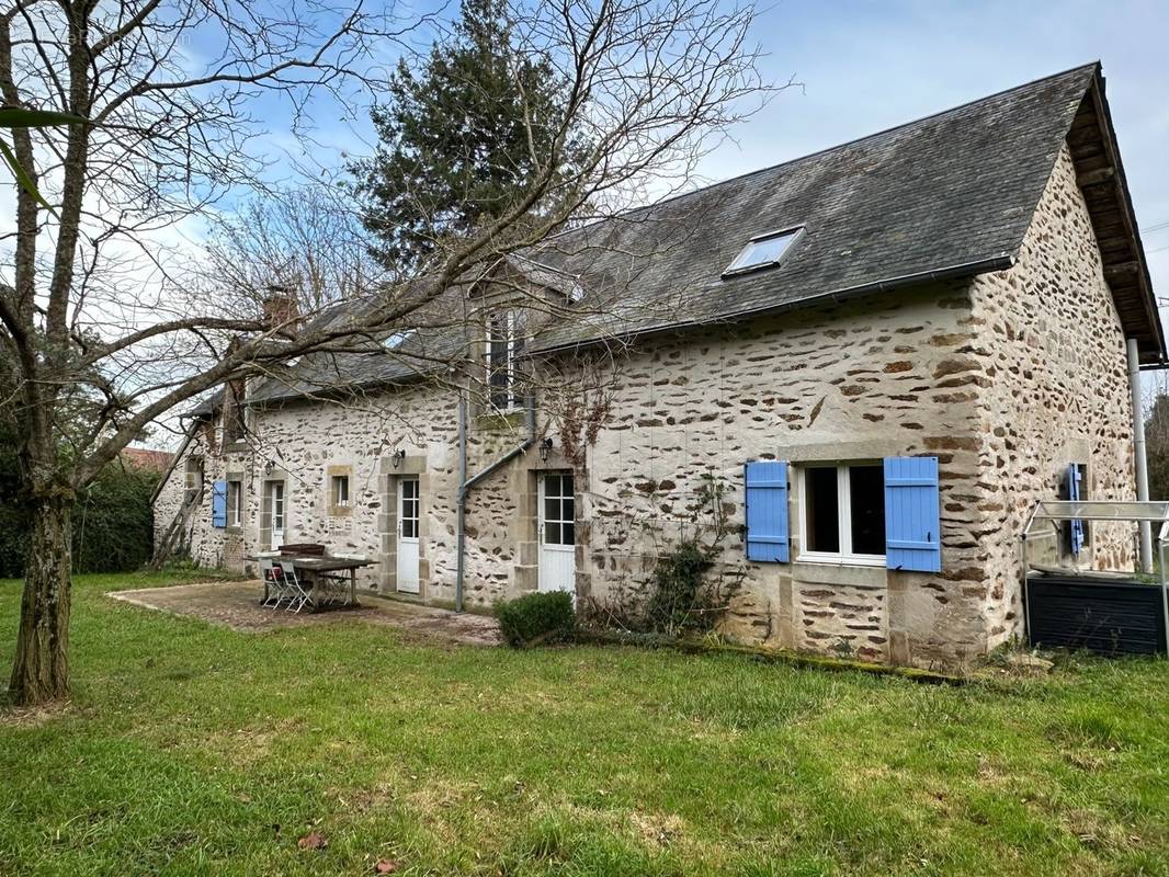 Maison à SAINT-SATURNIN