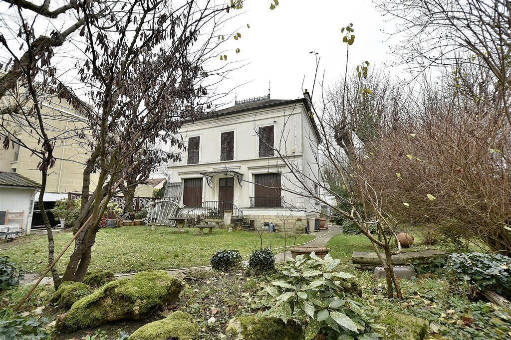 Maison à SAINT-MAUR-DES-FOSSES