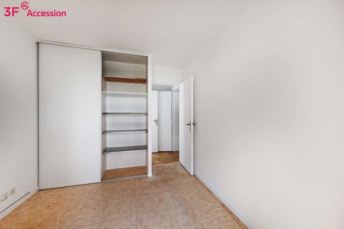 Appartement à SURESNES