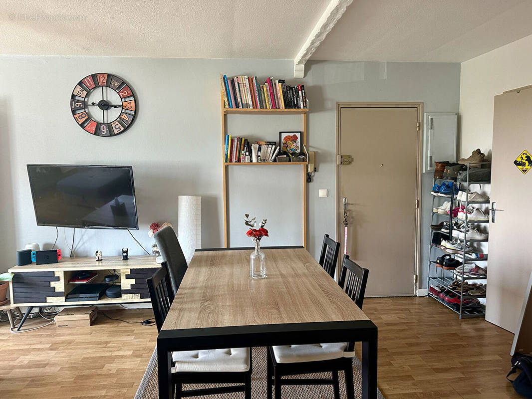 Appartement à FLEURY-LES-AUBRAIS