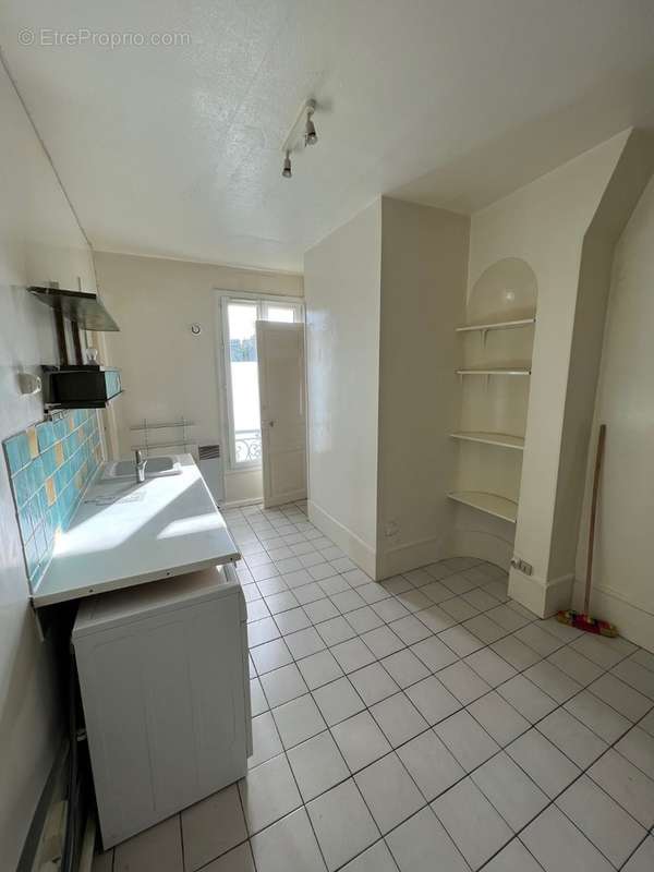 Appartement à PARIS-19E