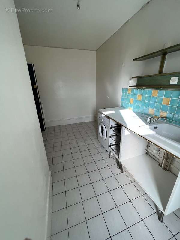 Appartement à PARIS-19E