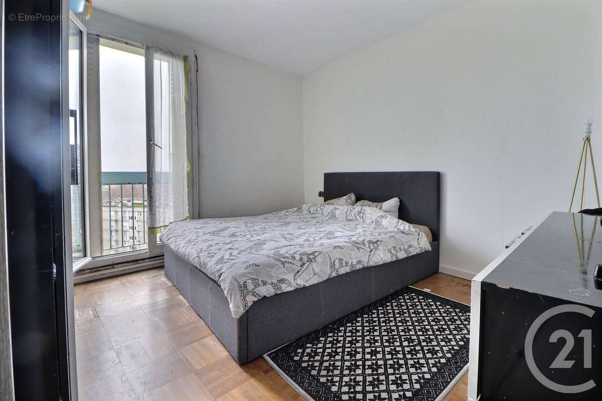 Appartement à AULNAY-SOUS-BOIS