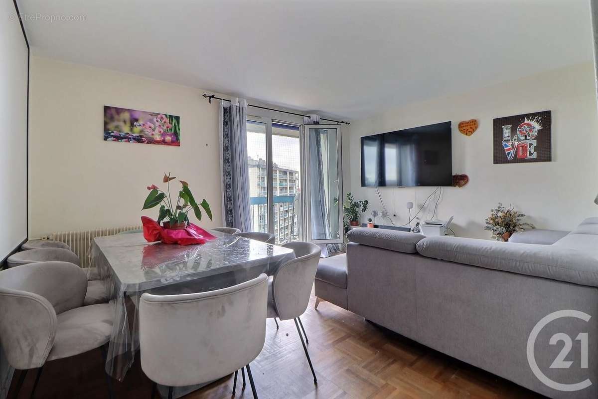 Appartement à AULNAY-SOUS-BOIS