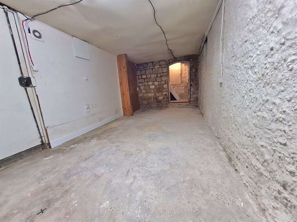 Appartement à PARIS-20E